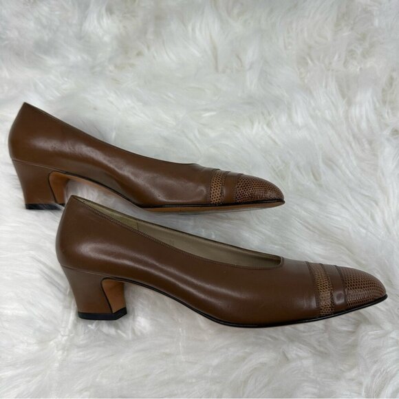Salvatore Ferragamo Women’s Brown Reptile Leather Designer Pumps US 6.5‎ - Picture 6 of 16
